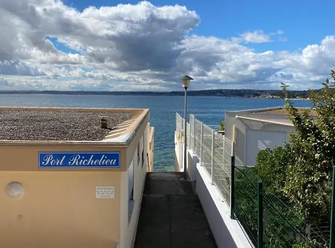 Les Reflets De L'etang Balaruc-les-Bains